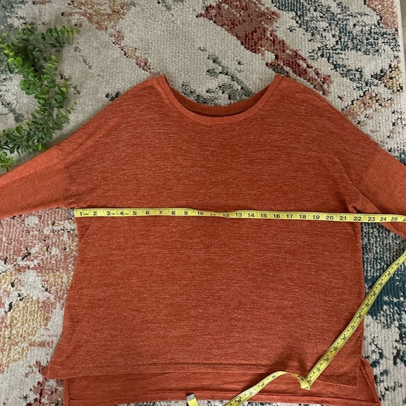 Joyspun Women’s Soft Hacci Knit Pullover Size medium 
Extremely soft - Picture 10 of 14